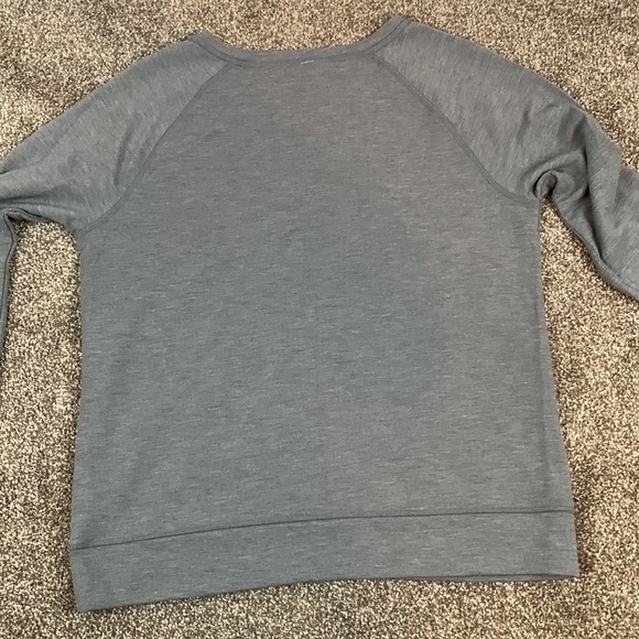 ❤️ JCPenney Sweatshirt Size S Rhinestones collar Long Sleeve Polyester Rayon - Picture 13 of 13